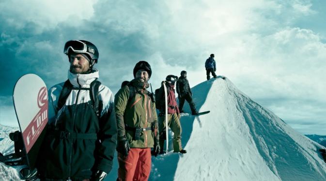 Adegan snowboarding di film Point Break. Foto: IMDb