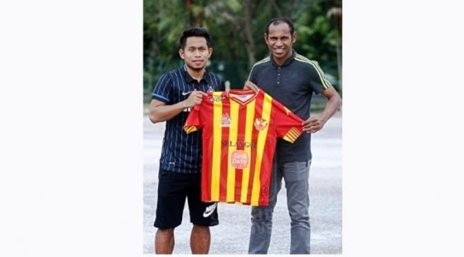 Andik Vermansah mendapat dukungan langsung dari Elie Aiboy yang hadir di Selangor jelang final Piala Malaysia 2015. (Utusan Malaysia)