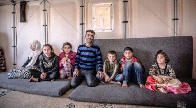 Tampak dalam rumah praktis rancangan IKEA untuk para pengungsi Suriah (sumber. domain.com.au)