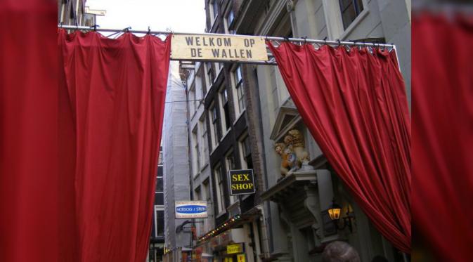 De Wallen merupakan kawasan lampu merah yang paling terkenal di Eropa. (News.com.au)