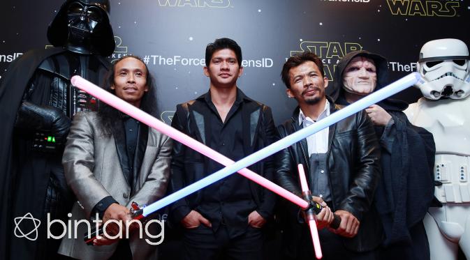 Yayan Ruhian, Iko Uwais dan Cecep Arif Rahman saat preskon film Star Wars: The Force Awakens. (Deki Prayoga/Bintang.com)
