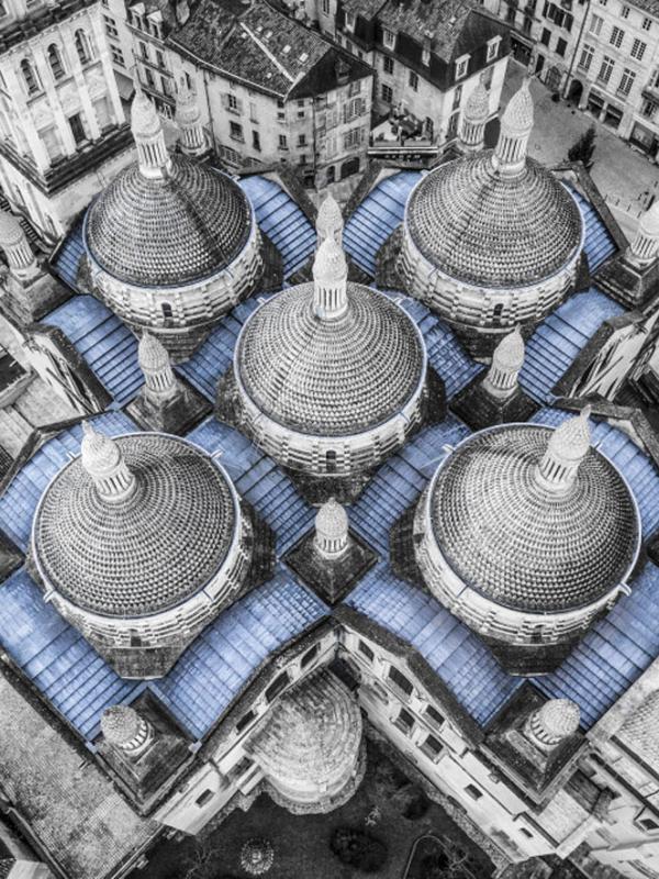 Cathedrale Saint-front, Perigueux, Perancis. (Via: Dronestagr.am)