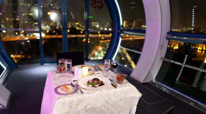 Tempat Makan Romantis di Singapore. Sumber : traveldelight.biz.