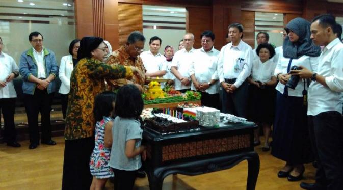 Menteri Koordinator Bidang Perekonomian, Darmin Nasution genap berusia 67 tahun pada Senin, 21 Desember 2015. (Foto: Fiki A/Liputan6.com)