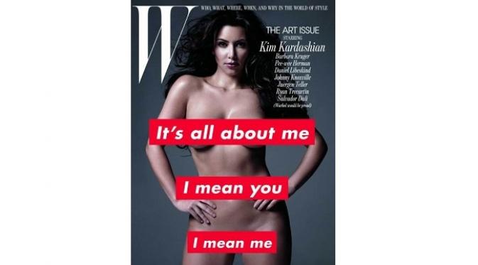 Kim Kardashian di sampul majalah W pada November 2010