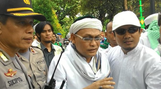 4 Alasan yang Bikin Habib Selon Punya Banyak Pengikut | via: facebook.com