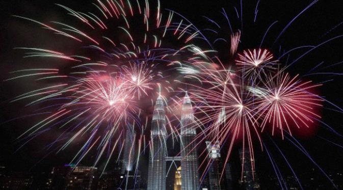 Perayaan tahun baru biasanya menjadi peristiwa besar yang dirayakan setiap tahunnya di berbagai negara.