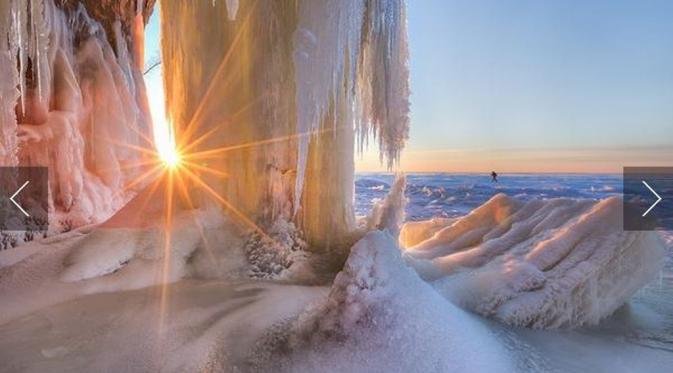 Shining Through by Ernie Vater. (Via: photography.nationalgeographic.com)