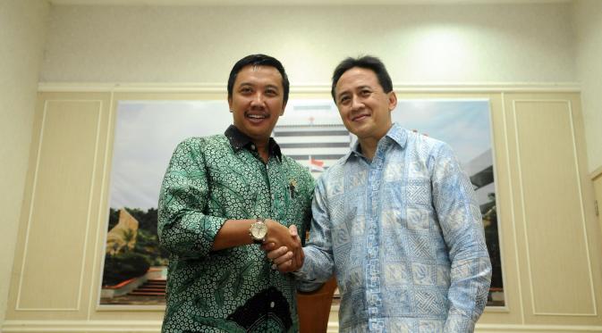 Imam Nahrawi dan Triawan Munaf bicarakan soal desain ulang maskot Asian Games 2018 (Helmi Fithriansyah/Liputan6.com)