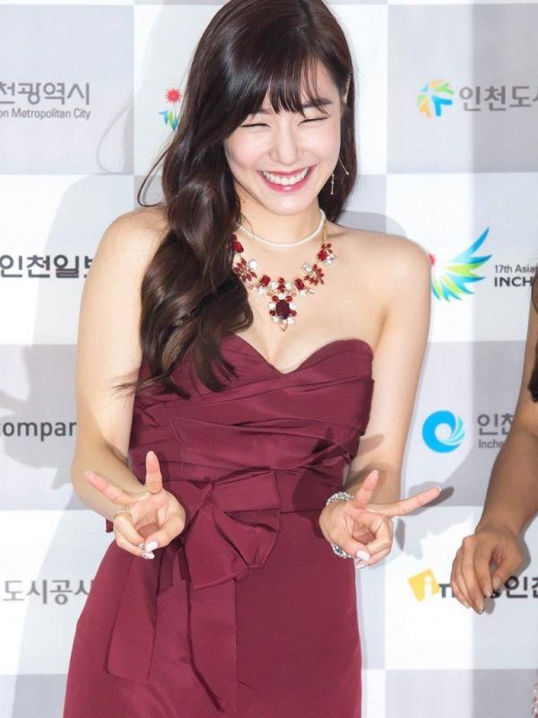 Tiffany SNSD (via koreaboo.com)