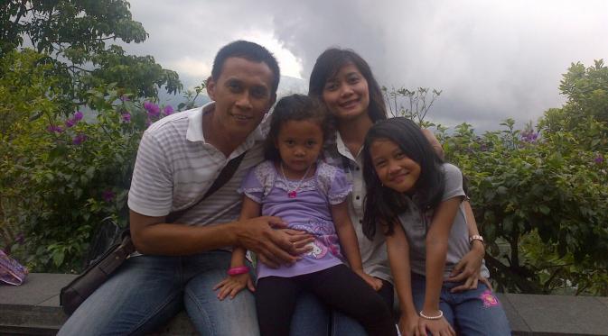 Widyantoro, lebih banyak menghabiskan waktu dengan keluarga saat kompetisi vakum. (Bola.com/Romi Syahputra)