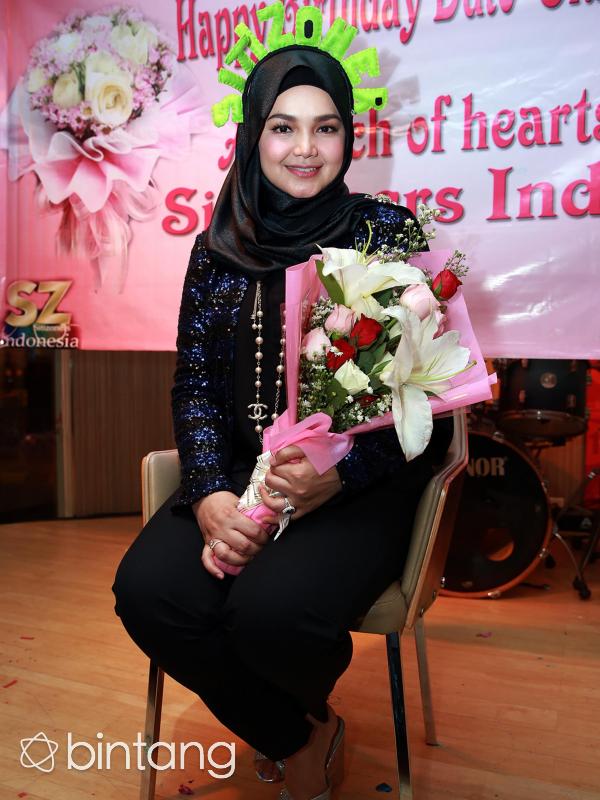 Siti Nurhaliza (Deki Prayoga/Bintang.com)