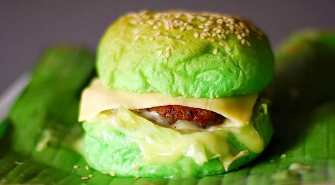 Menikmati Burger Khas Bandung yang Kaya Cita Rasa Indonesia | via: istimewa