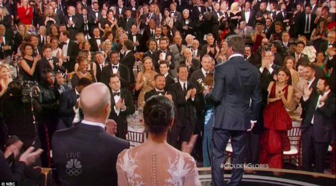 Sylvester Stallone mendapat standing ovation di Golden Globes 2016. foto: NBC