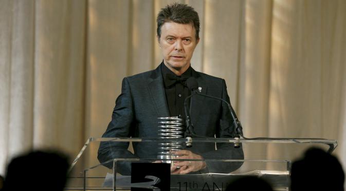 Penyanyi David Bowie menerima Webby Lifetime Achievement award di New York pada 5 Juni 2007 (REUTERS/Lucas Jackson/Files)