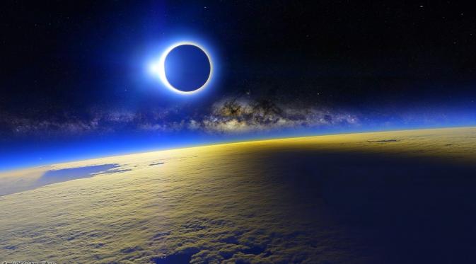 Baru Muncul Lagi pada 2056, Gerhana Matahari 2016 Bikin Heboh! | via: i.ytimg.com