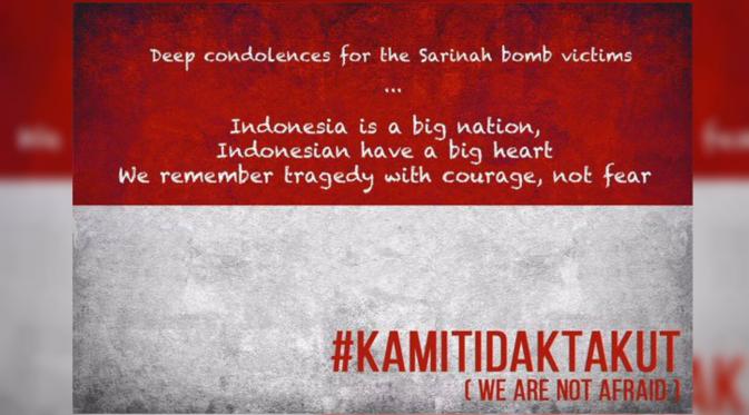 Ungkap belasungkawa dengan tagar #kamitidaktakut. (via: Twitter)
