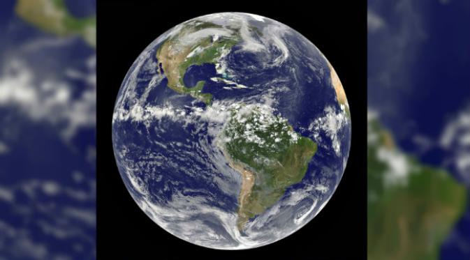 Kemampuan Google Earth untuk mengintip pelosok-pelosok bumi mengungkapkan sejumlah fenomena bumi yang belum pernah terungkap sebelumnya.