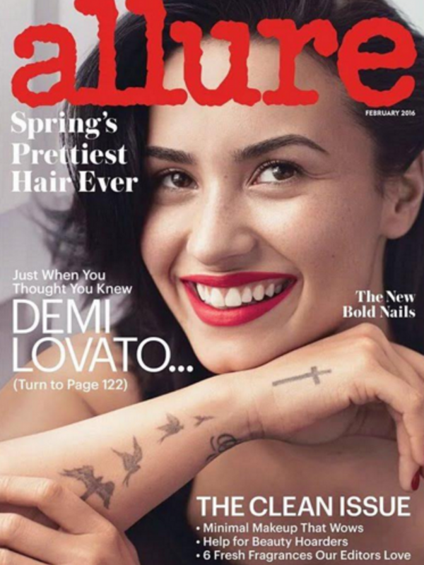 Demi Lovato dalam sesi pemotretan terbaru bersama majalah fesyen Allure (e!)