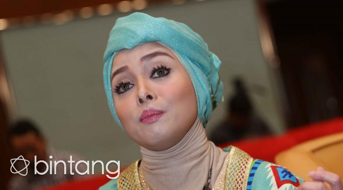 Terry Putri berbisnis busana muslim. (Nurwahyunan/Bintang.com)