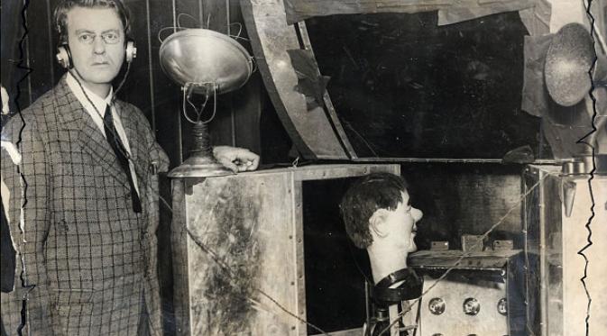 John Logie Baird, sosok di balik pertanyaan 'siapakah penemu televisi?'. | via: Rex