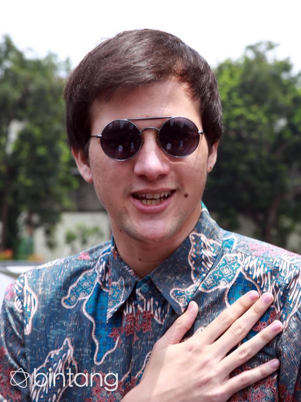 Stuart Collin saat di Pengadilan Agama Jakarta Selatan, Kamis (28/1). (Deki Prayoga/Bintang.com)