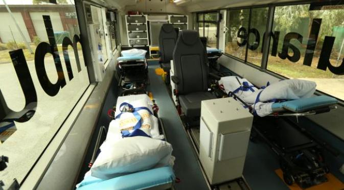 Bus tersebut bisa menampung 6 pasien berbaring dan enam lainnya dalam keadaan duduk, bersamaan dengan ruang untuk dua paramedis dan sopir. (adelaidenow.com.au)