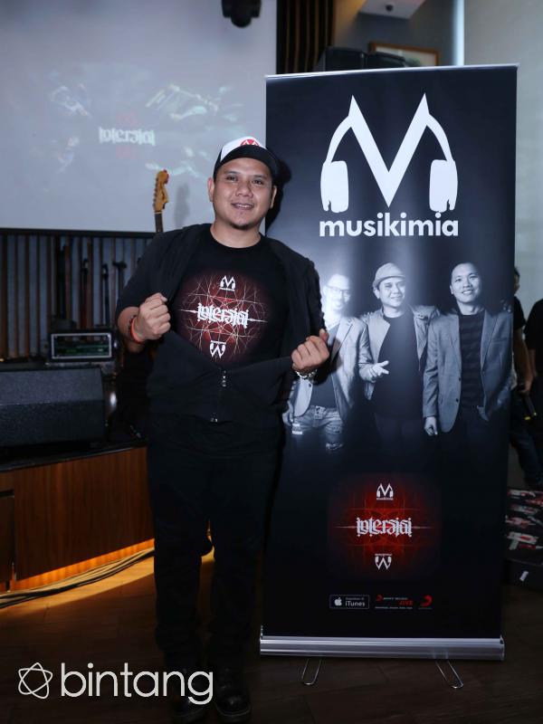 Fadly Musikimia (Nurwahyunan/Bintang.com)