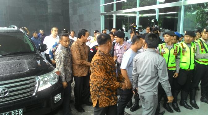 Gubernur DKI Jakarta Basuki Tjahaja Purnama saat tiba di Pengadilan Tipikor, Jakarta. (Liputan6.com/Ahmad Romadoni)