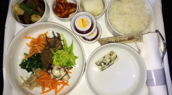 Kelas Bisnis Korean Airlines. (Via: buzzfeed.com)