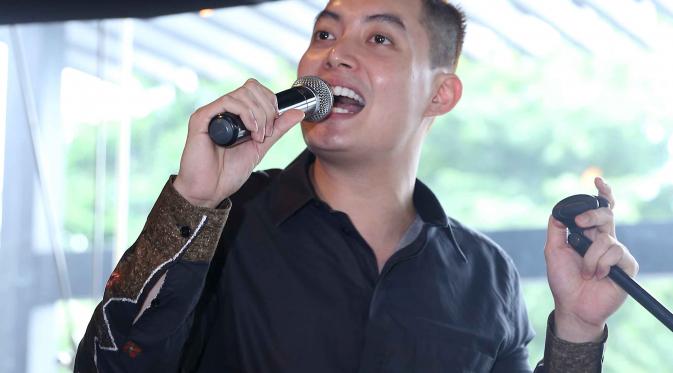Foto Billy Syahputra Launching Single (Nurwahyunan/bintang.com)