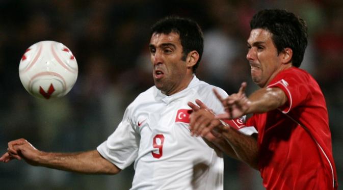 Legenda tim nasional Turki, Hakan Sukur. (AFP/Mustafa Ozer).