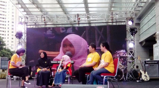 Talkshow seputar kanker anak dalam acara peringatan hari kanker anak internasional oleh YKAKI di Plaza Semanggi, Jakarta pada Minggu (21/2/2016) pagi. 