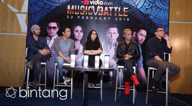 Para juri juga antusias menyambut penampilan para finalis Vidio.com Music Battle (Andy Masela/Bintang.com)