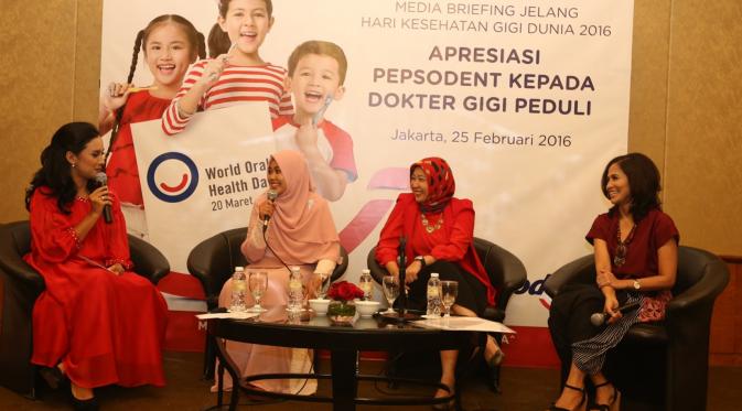 Pepsodent menganugerahkan Dokter Gigi Peduli kepada Gracety Shabrina (23) pendiri Dents Do, komunitas yang fokus memberi edukasi kesehatan gigi dan mulut di daerah-daerah terpencil di Indonesia