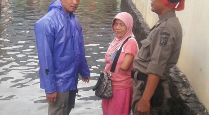 Banjir di Rawa Terate, Cakung. (Sumber: Twiter Dinsos DKI Jakarta)
