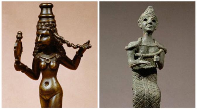Dewi kesuburan bangsa Kanaan dari abad ke 18 SM dan abad 3 SM (Sumber Gianni Dagli Orti/Corbis dan Burstein Collection/Corbis)