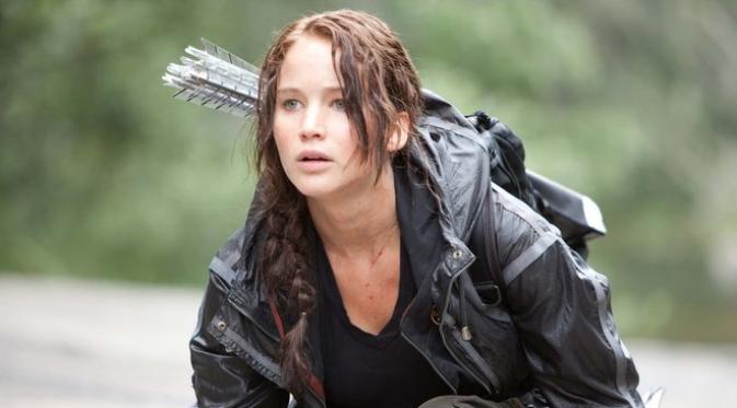 Tampilan Jennifer Lawrence di film The Hunger Games