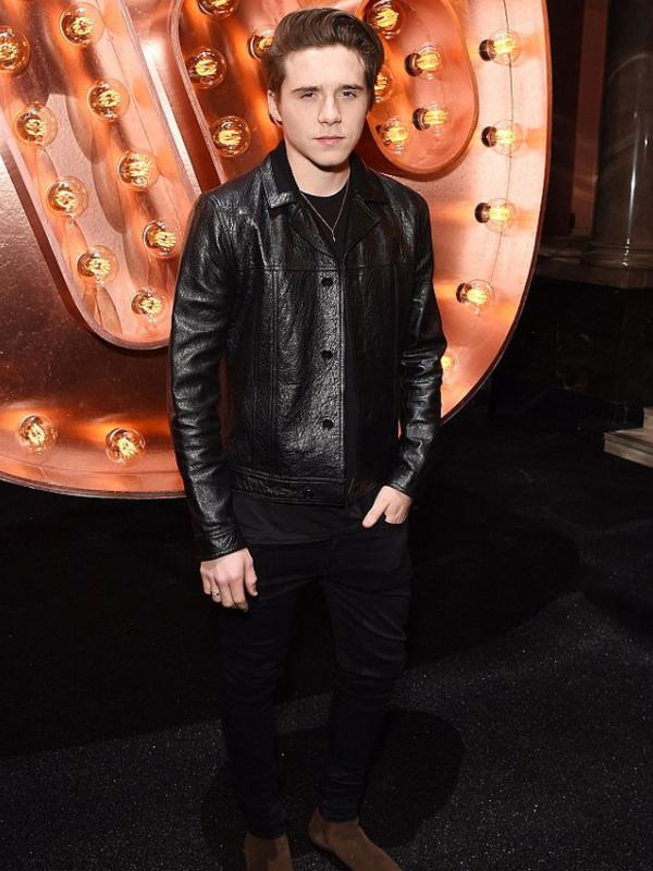 Brooklyn Beckham (via dailymail.co.uk)