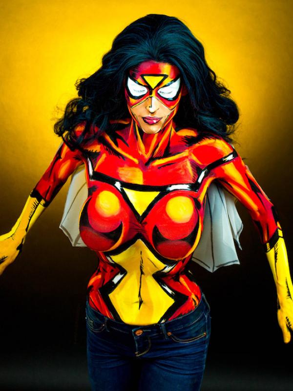 Sulit Dipercaya, Ada Pahlawan Marvel Dari Body Painting! Sumber : mymodernmet.com