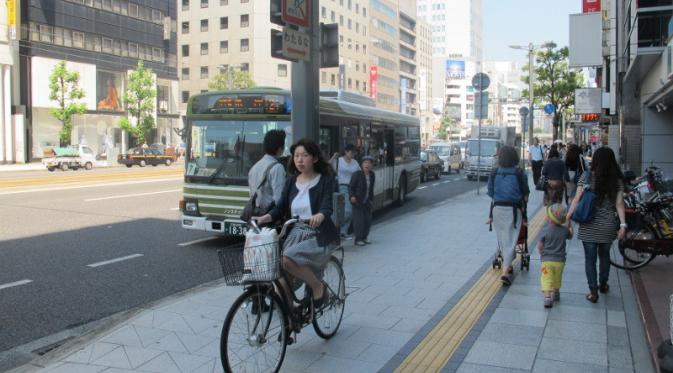 Punya mobil bukan ukuran status kesejahteraan buat warga kota di Jepang | Via: istimewa