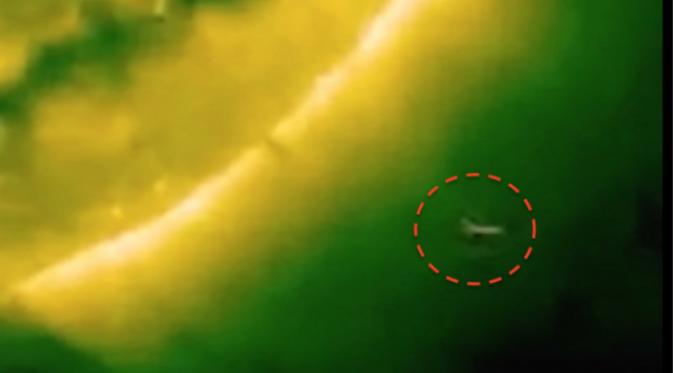 Beberapa peneliti yang mengkaji tentang 'makhluk' Mars meyakini bahwa UFO mengambil andil dalam pengendalian panas dan cahaya matahari.