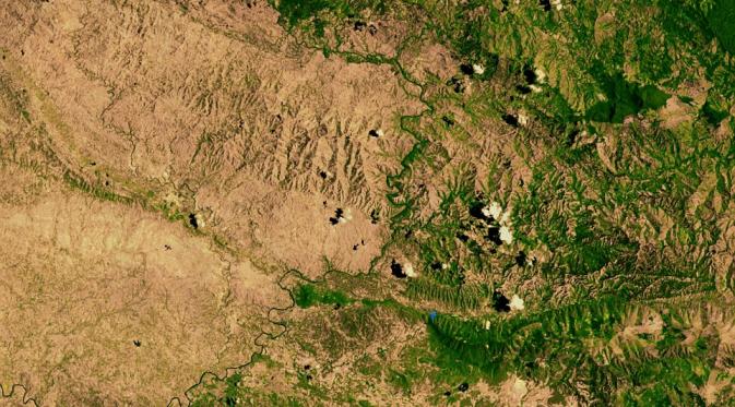 Perbatasan Haiti dan Republik Dominika yang diambil dari satelit NASA. (Via: dailymail.co.uk)
