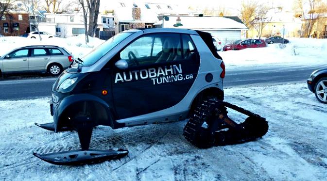 Sedan mungil Smart Car ini disulap menjadi mobil salju.  (Sumber foto Facebook milik Autobahn Tuning) 