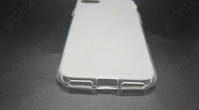 Sebuah gambar case ponsel tanpa jack headphone yang diperkirakan adalah iPhone 7 beredar luas di internet (Foto: Forbes).