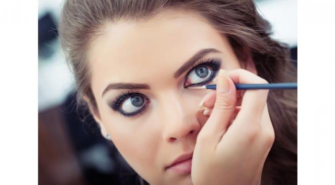 Ini fakta dan sejarah tentang eyeliner yang mungkin belum Anda ketahui.