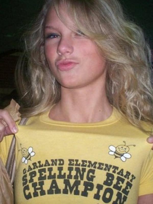 Taylor Swift (via aceshowbiz.com)