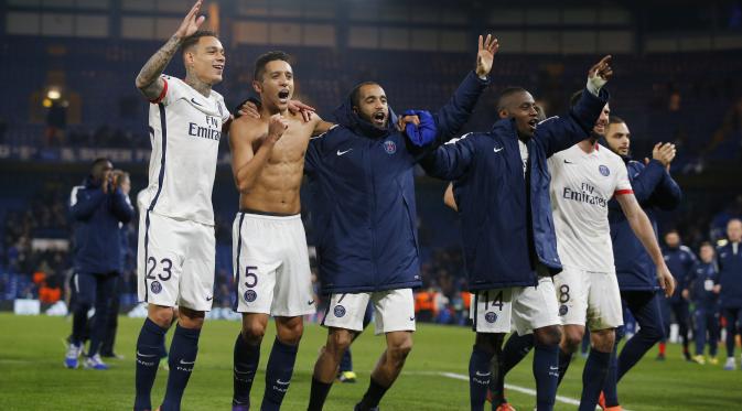 Pemain PSG merayakan juara Ligue 1. (Reuters / Andrew Couldridge)