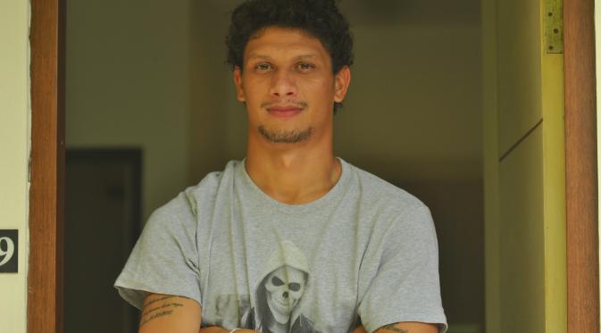 Gelandang asal Brasil, Lucas Patinho, baru hitungan hari bergabung ke Bali United. (Bola.com/Iwan Setiawan)