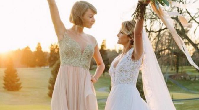 Taylor Swift hadiri acara pernikahan salah seorang sahabat tanpa didampingi Calvin Harris [foto: instagram/taylorswift]
